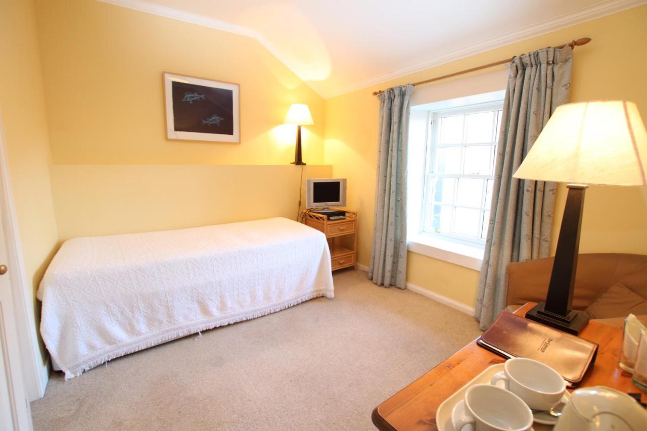 The Colonsay Hotel Isle of Colonsay エクステリア 写真
